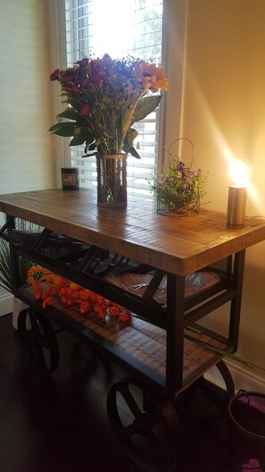 Dining - Stunning historical 1830’s farm home fully remodeled (Rochester)
