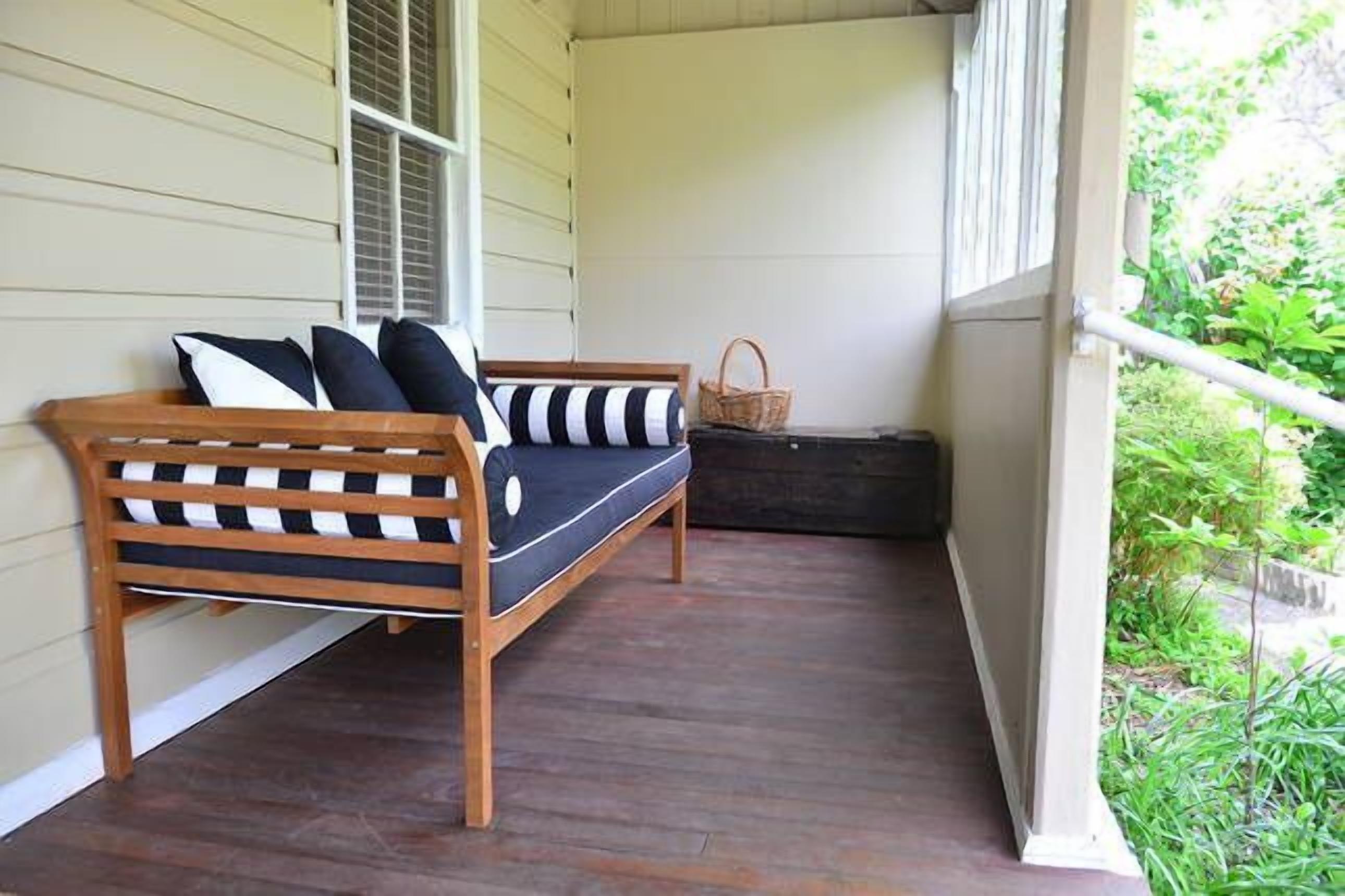 The Brinley's, Cottage with Character