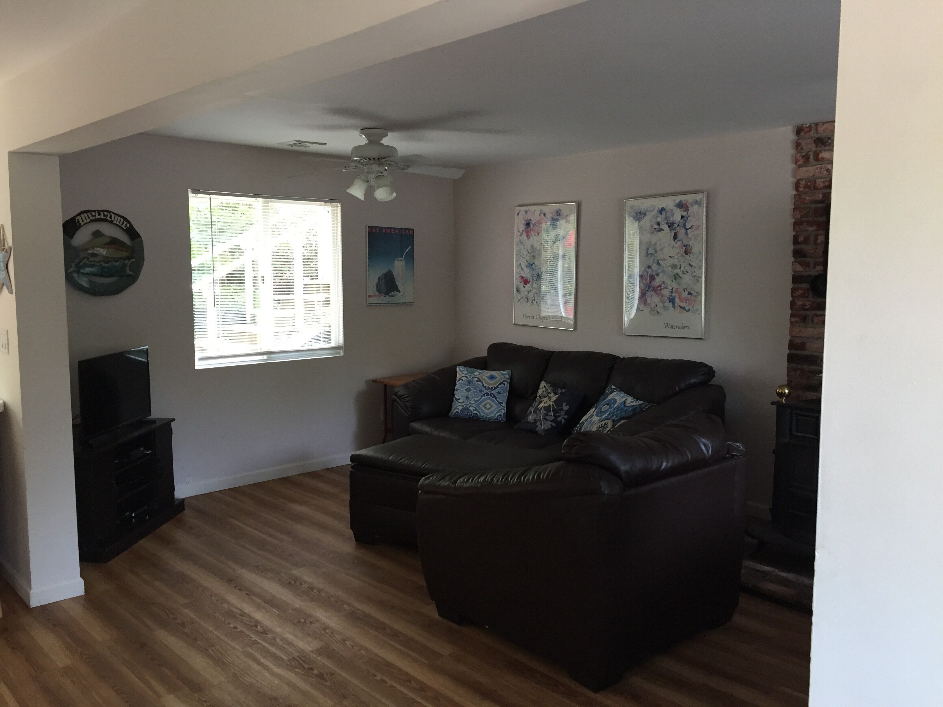 Beach House - Secluded Nature Preserve, Short Walk Beach & Town; email preferred