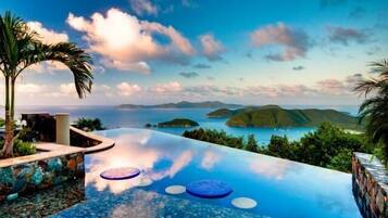 Outdoor pool, an infinity pool