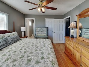 3 Schlafzimmer, Bügeleisen/Bügelbrett, Internetzugang, Bettwäsche