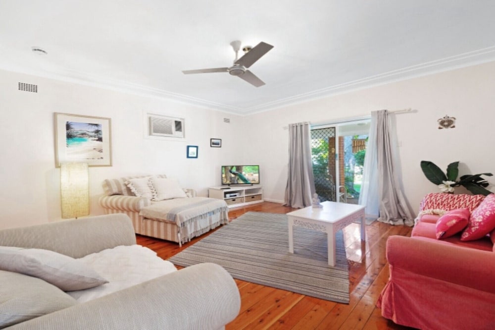 COSY ESCAPE UMINA BEACH FAMILY FUN
