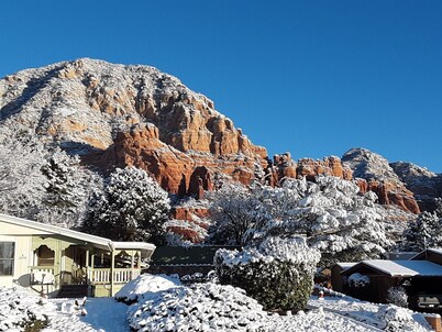 BEAUTIFUL VIEWS ~ HUGE COVERED DECK ~ 150 STEPS TO STUPA & TRAILS