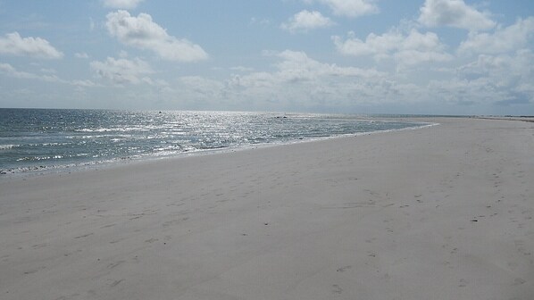 Beach nearby - HOUSE IN PRIA DO PONTAL, (ITAMARACA'),. INSTALLMENTS UP TO 12 TIMES (Ilha de Itamaracá)