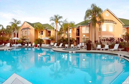 Condo rénové éblouissant 1. 5 miles à Disney