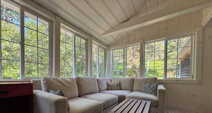 A Charming Vineyard Cottage Just Off the Pond