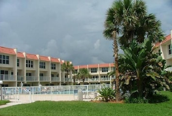 Pier Point South Condominium