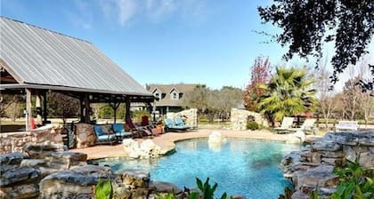 Expansive Resort-like Ranch Compound on 16 Acres with Pool, Spa & Starlink!
