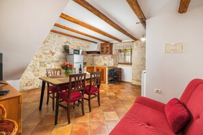 Unclassified image, 2 of 39, button - Authentic Istrian House - Apartment with saltwater pool- 15 min from Kamenjak (Pula)