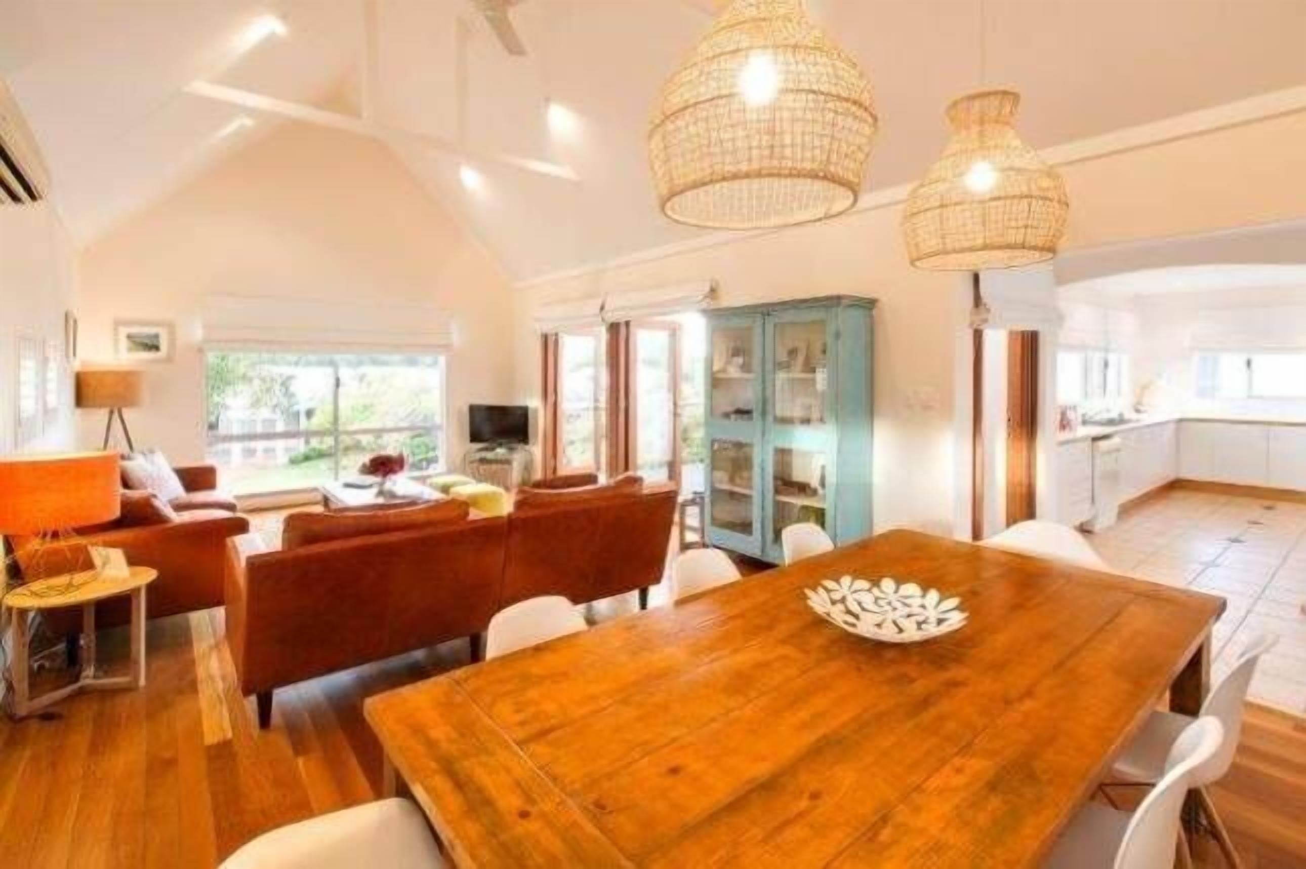 Dunsborough Waterfront - Newly Renovated — image 4