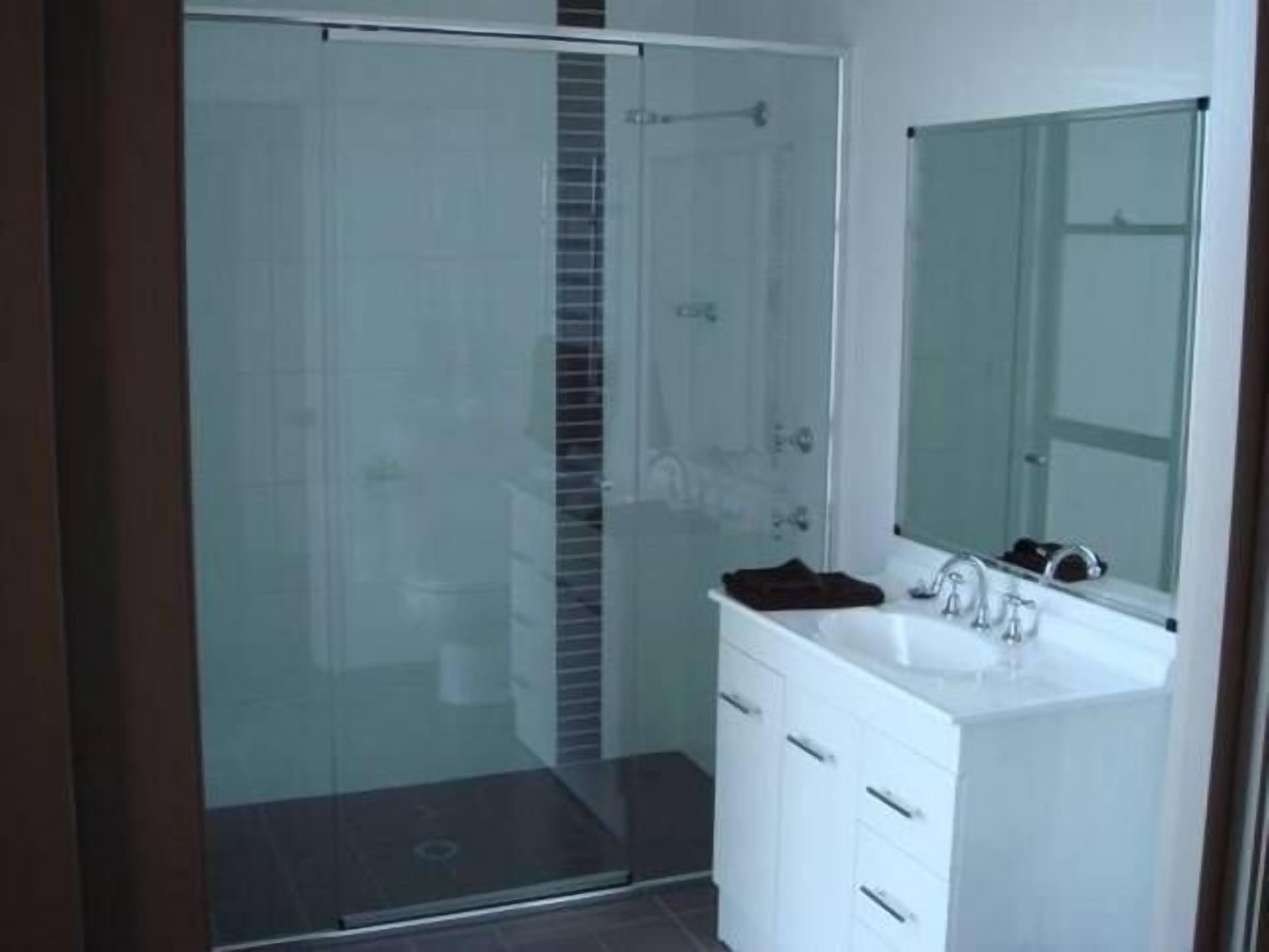 Ridgefield II Luxury Home — image 7