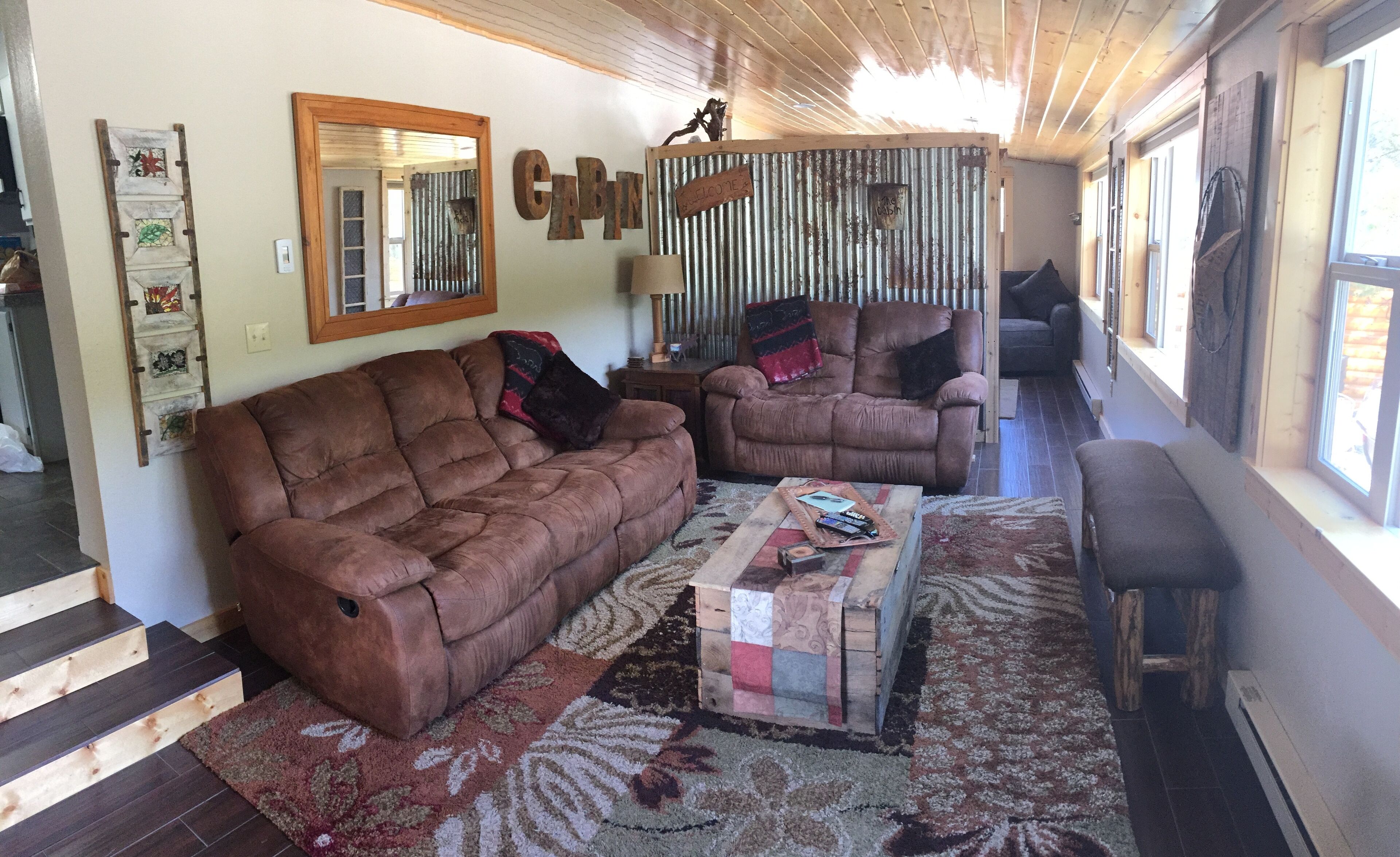 TV, fireplace, video games, table tennis