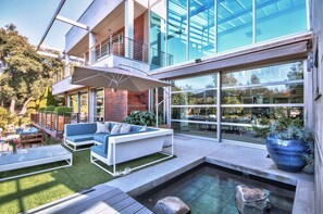 Terrace/patio - Private Custom Modern 10,000 sq. Ft. Estate -- Nestled on 15 Acres (Temecula)