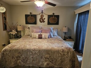 2 camere, ferro/asse da stiro, Wi-Fi gratuito, lenzuola