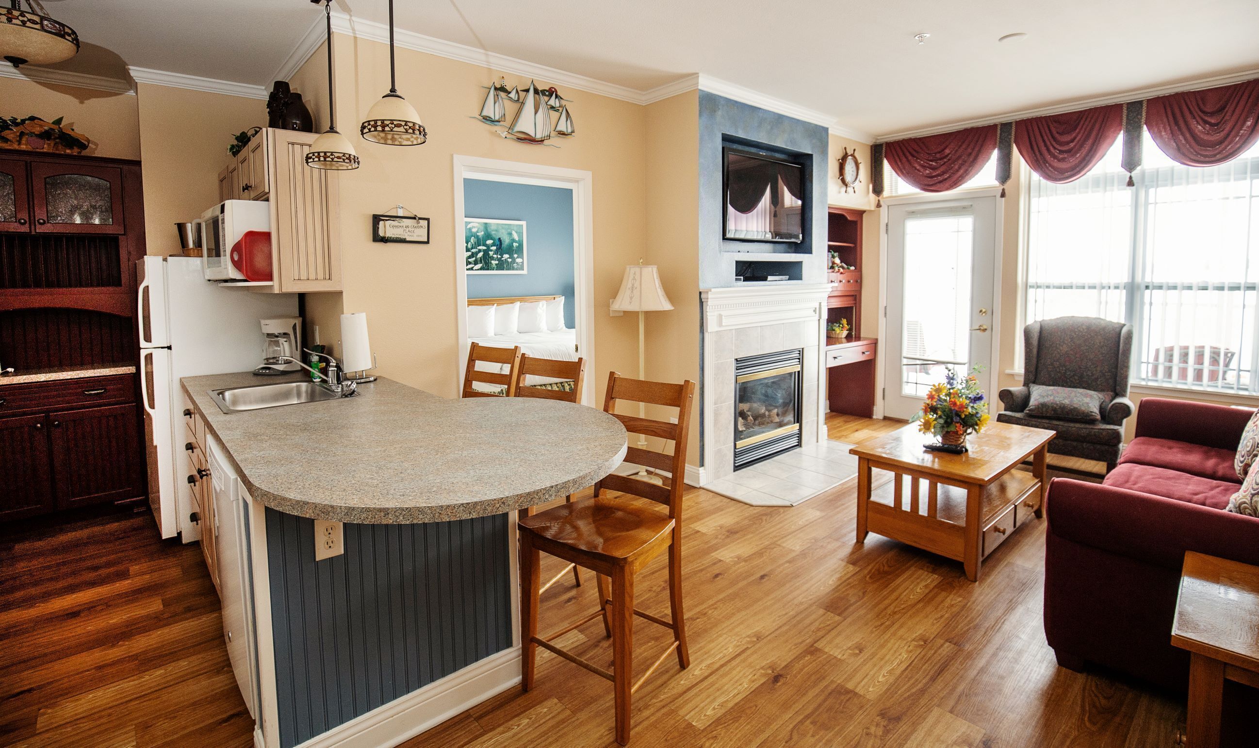 211 - Two Bedroom Lakefront Condo Suite