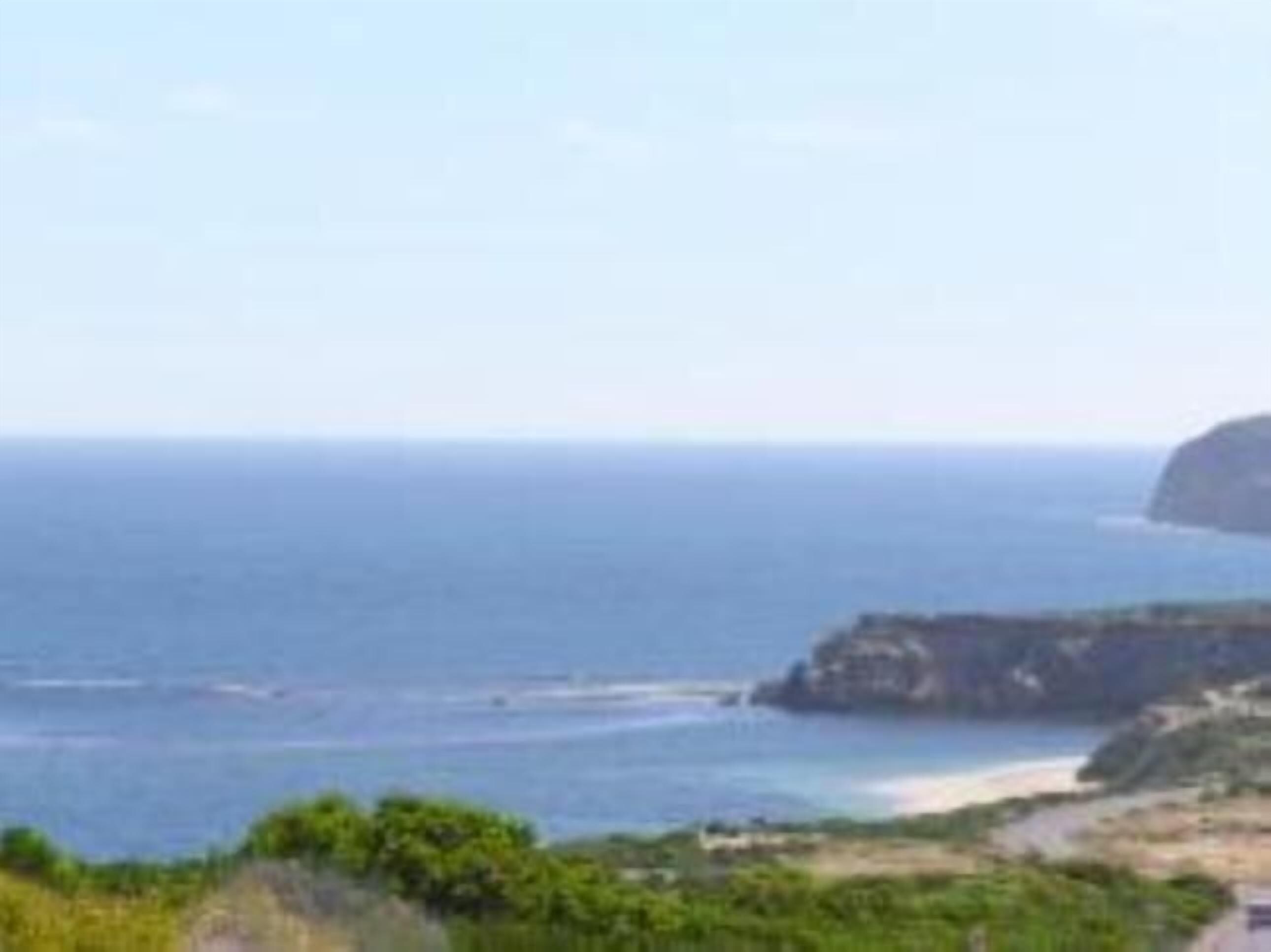 Seabreeze Accommodation sleeps 4 . Minimum 4 night stay for Easter .  — image 9