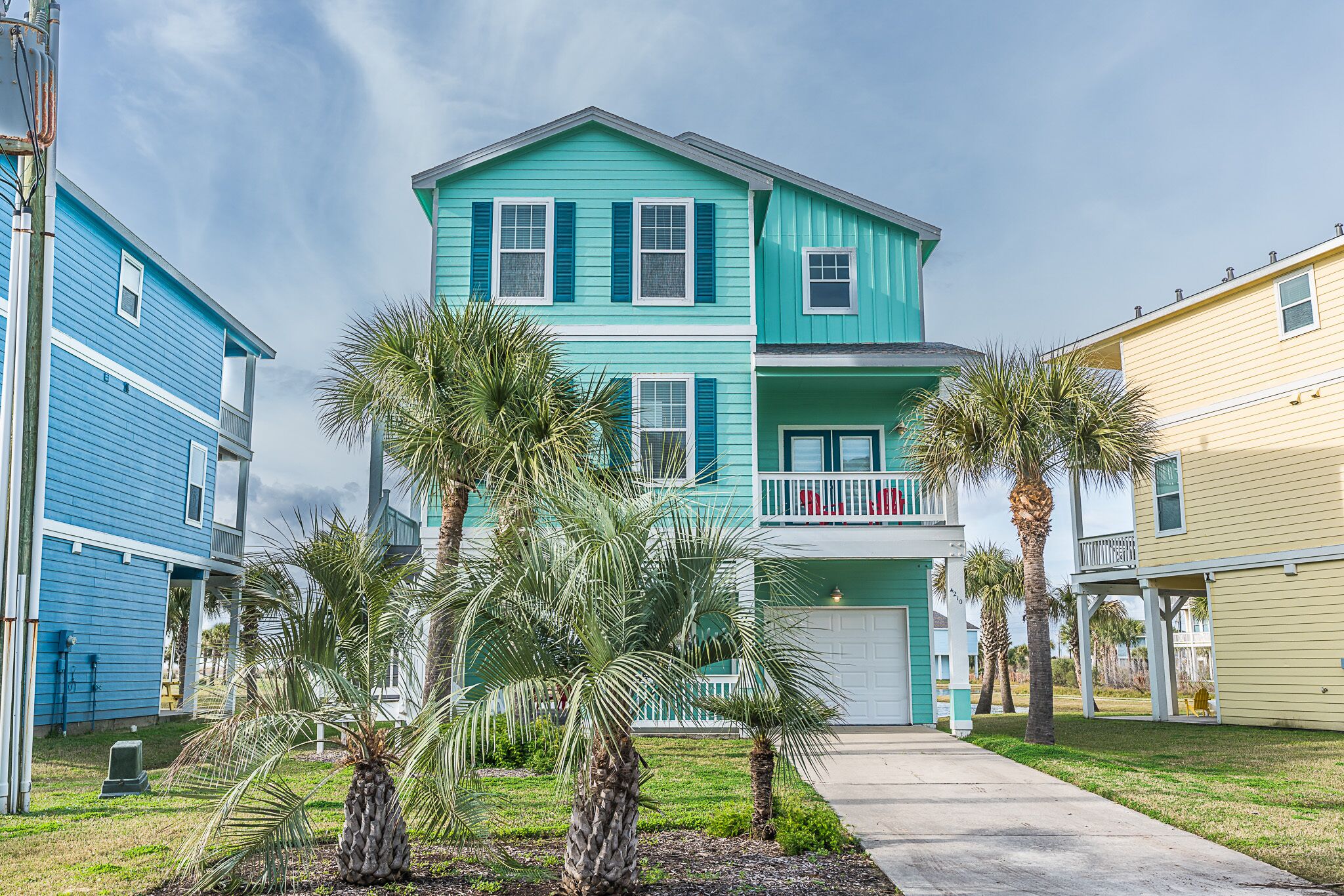 Gorgeous Ocean Side Retreat with Resort Style Amenities