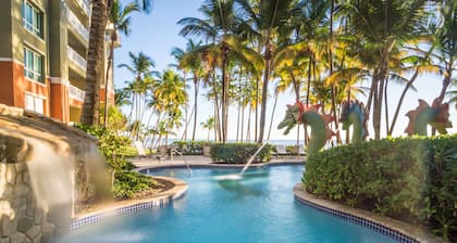 Luxusvilla am Meer im exklusiven Marbella Club