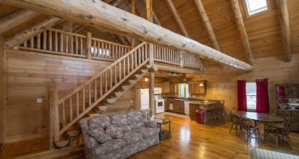 Log cabin in Amish country