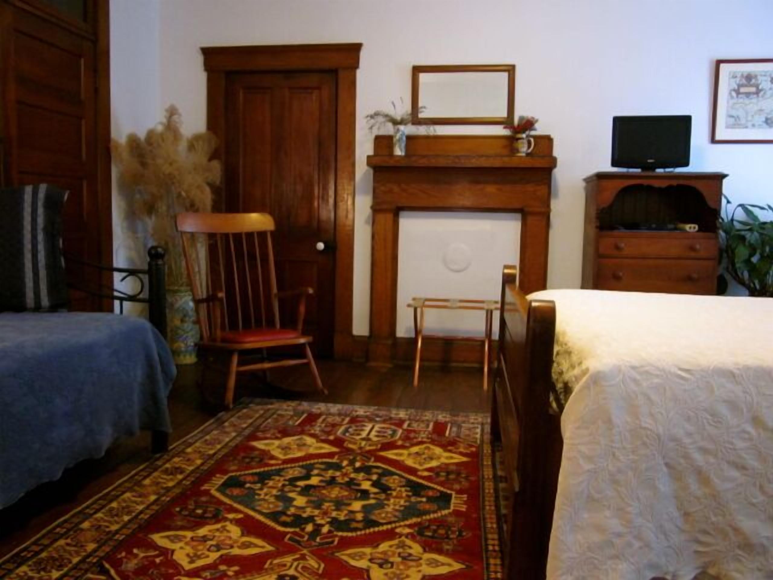 Tranquility, Wonderful View From The Sun Room,In The Historic Shenandoah Valley
