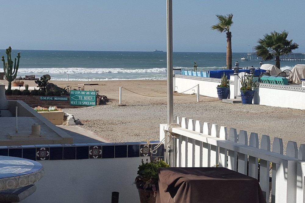 Resorte De Los Guerreros South - Steps to a Semi Private Beach