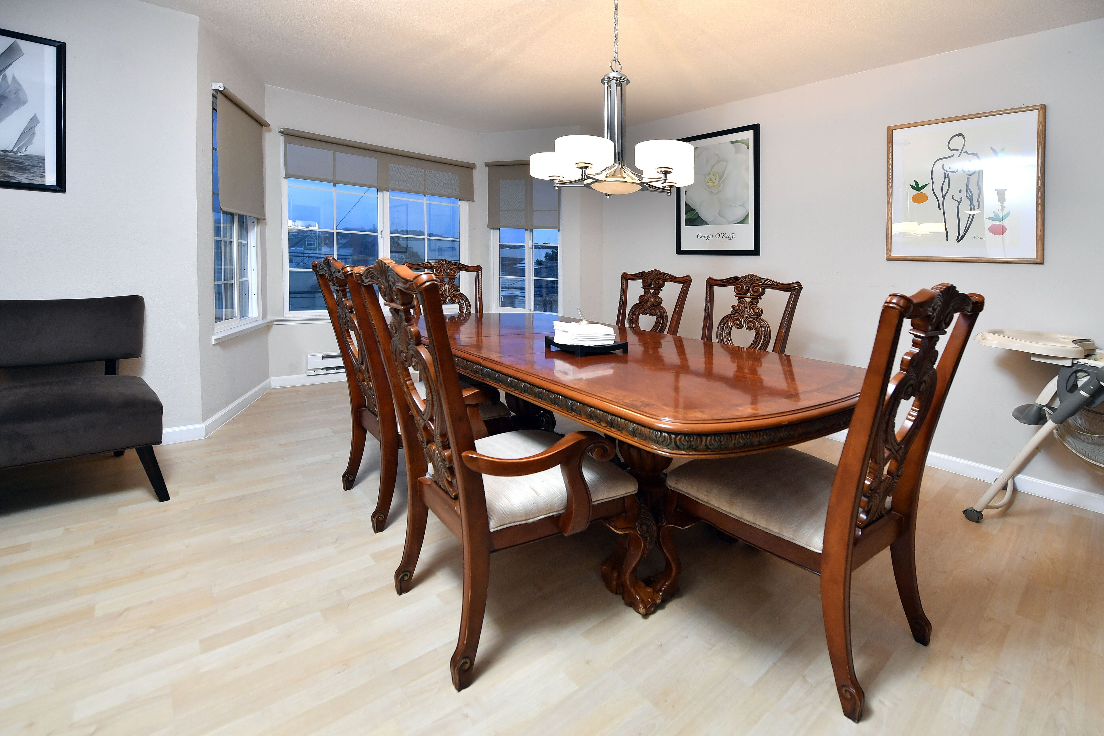 Spacious Vacation Flat Near Beach