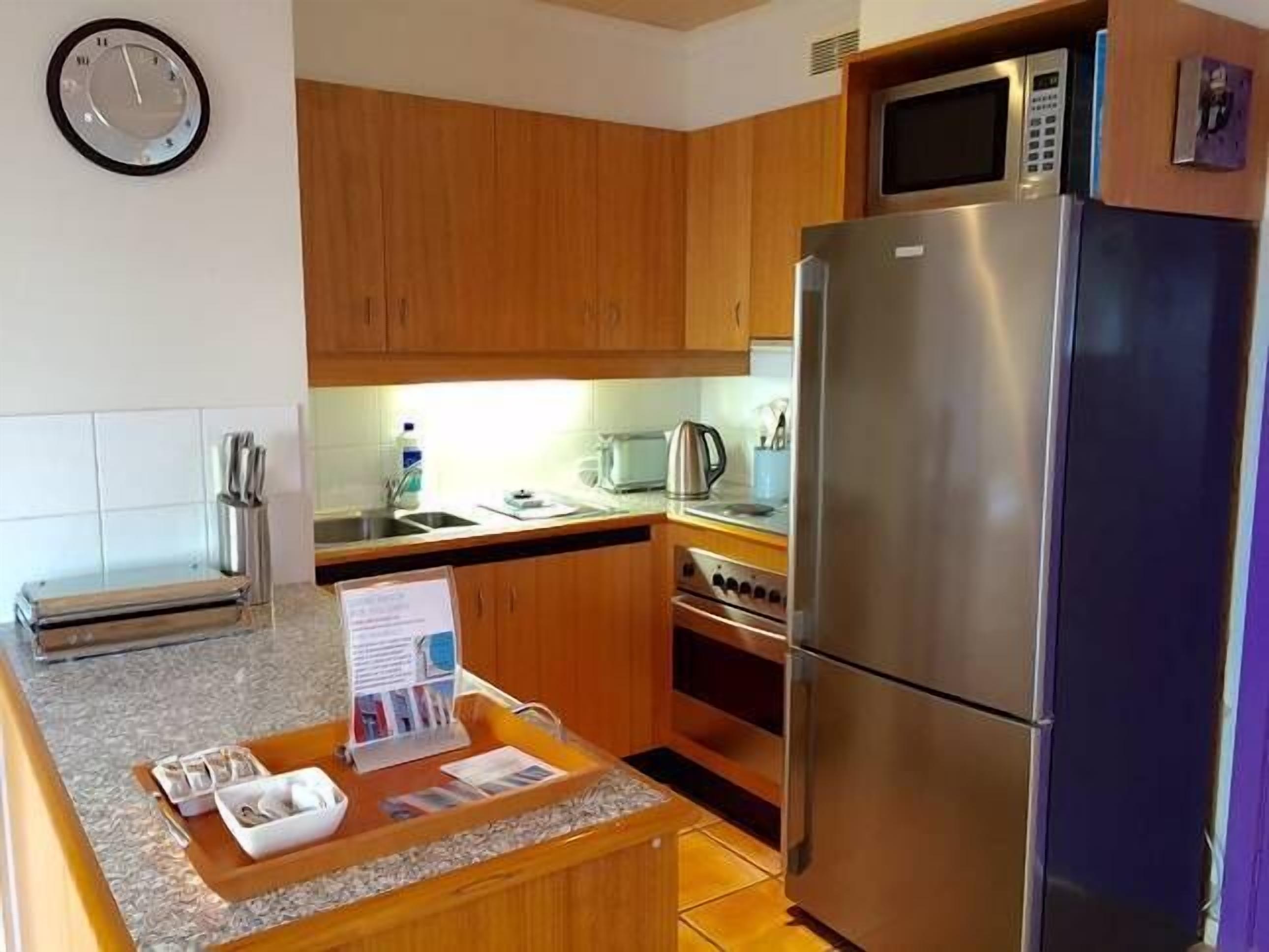 Lorne Beach Box Holidays - Cora Lynn Studio 24