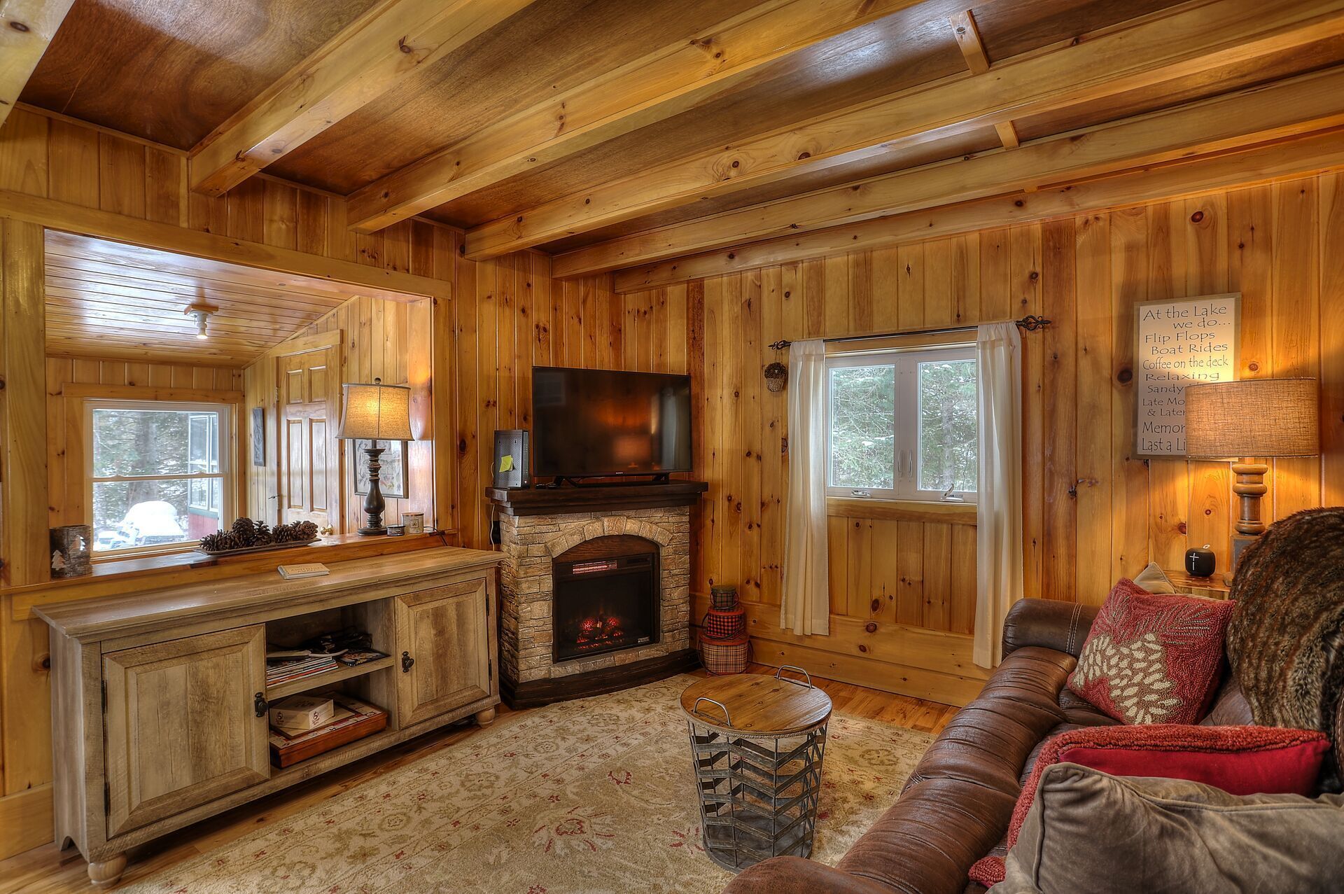 Adventure Awaits - Cute cottage on Rangeley Lake
