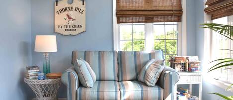 Tv, pejs, dvd-afspiller