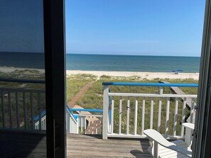 A balcony with a view of the beach and ocean. - Beachfront Single House! 3B3B+6 Person Hot Tub -Gorgeous Views w/Fun Decoration (St George Island)