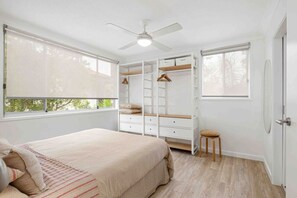 2 bedrooms, desk, iron/ironing board, travel crib