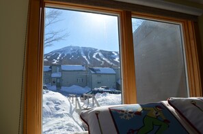 Vue depuis lâhĂ©bergement