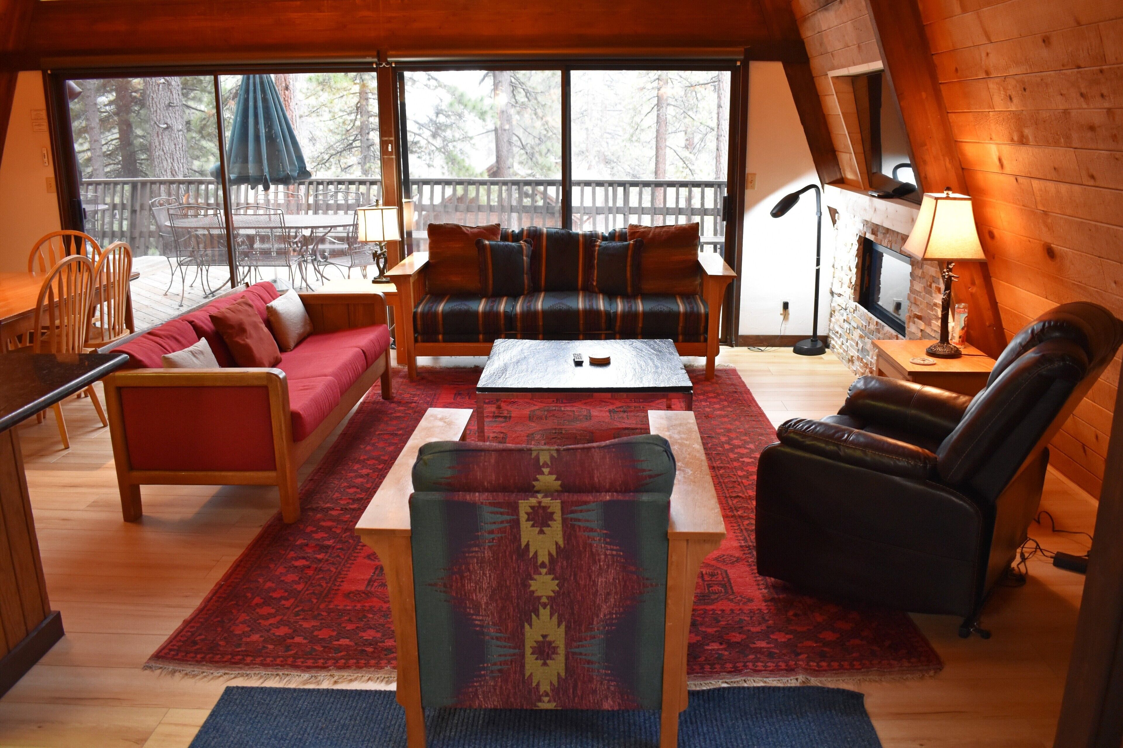 5BR 3.5BA Cabin-Style Home