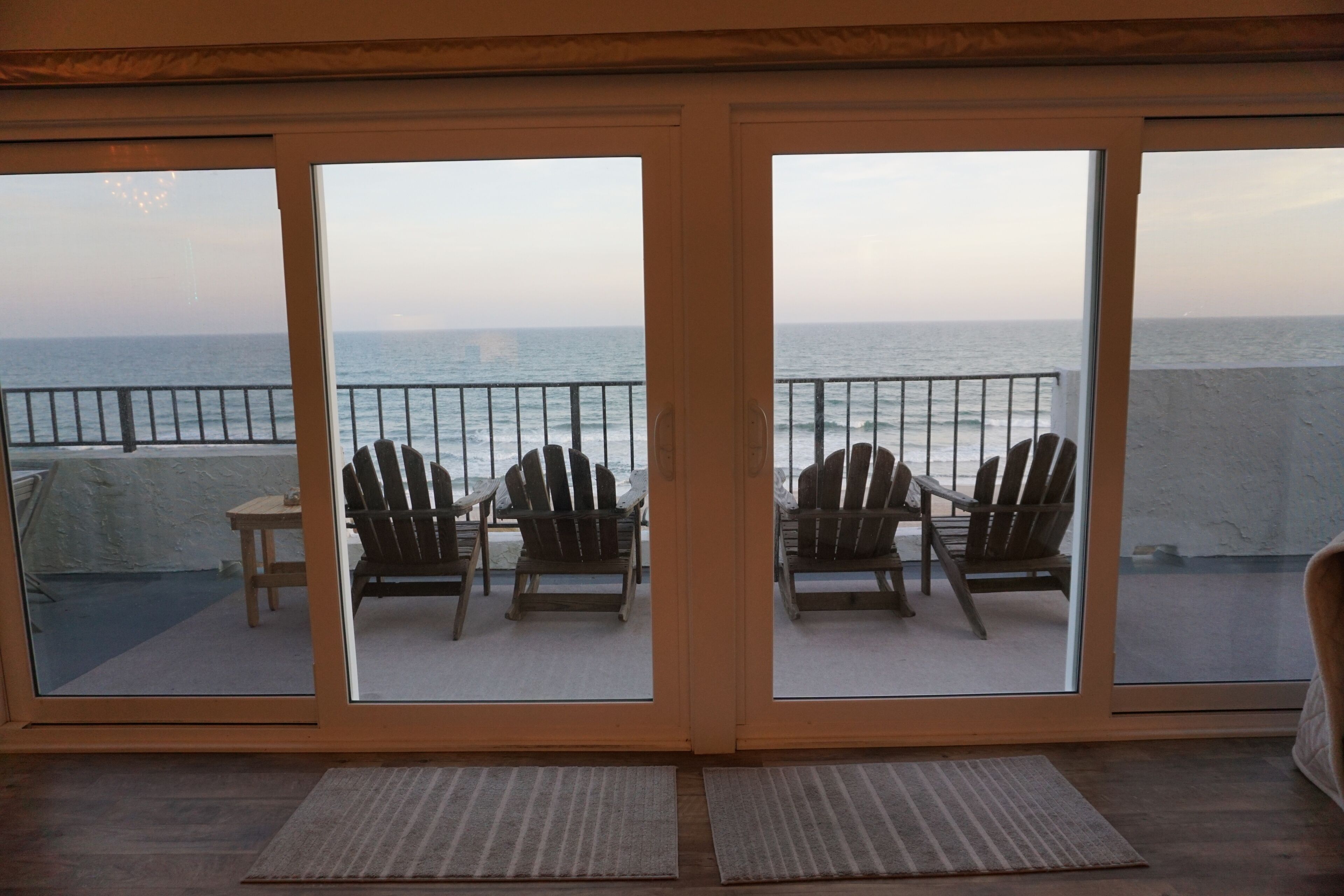 "Penthouse Sweet" Oceanfront Luxury Condo with Elevator