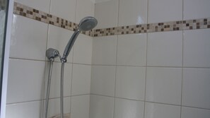 Towels - Downstairs at Green: Executive apartment. (Geraldton)