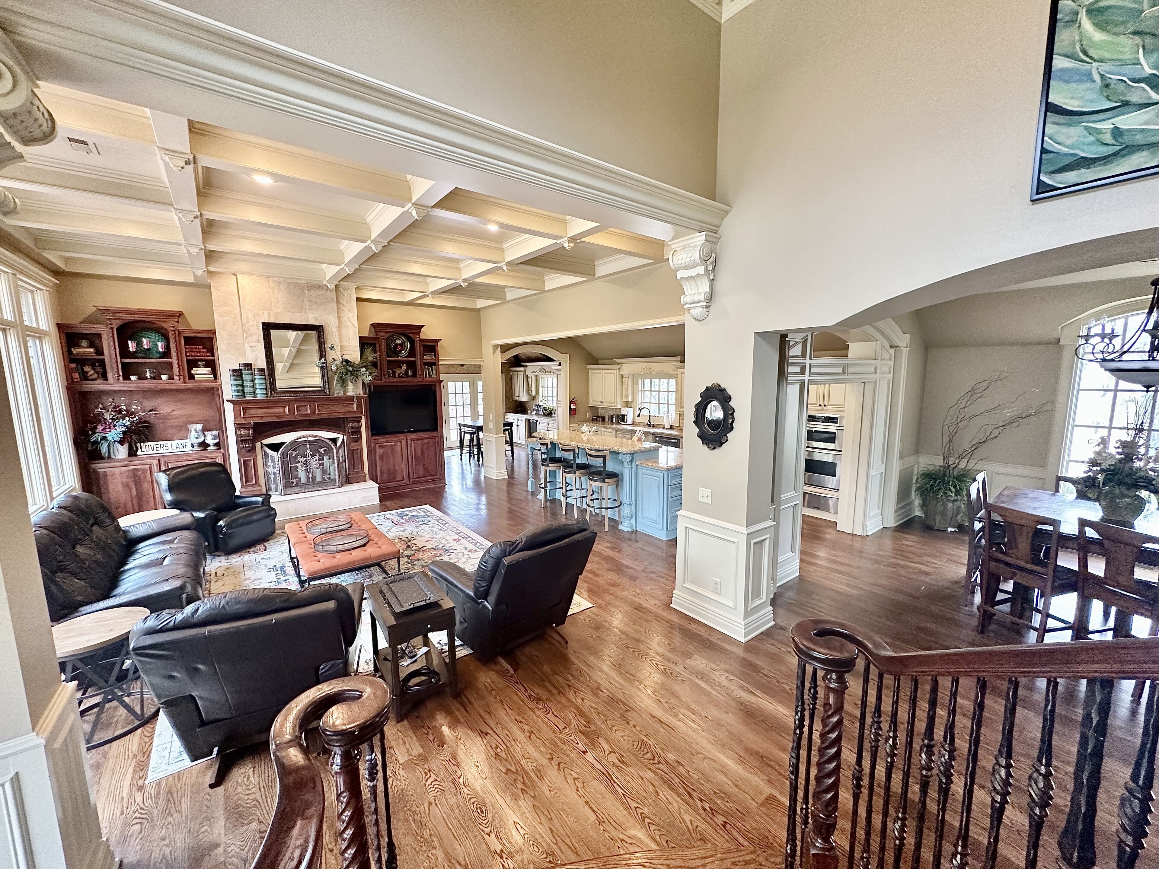 Ne'Villa - Hillside Cabana, Pool Paradise & Hot Tub!