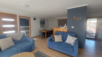 Smart TV, DVD player, books