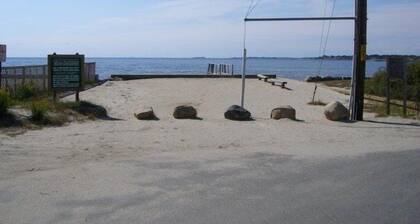 Summer Cottage with Water Views at Great Hammock Beach in Old Saybrook