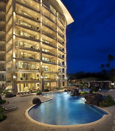 Manhattan hits Jaco 3br/3.5 ba Panoramic Ocean Views