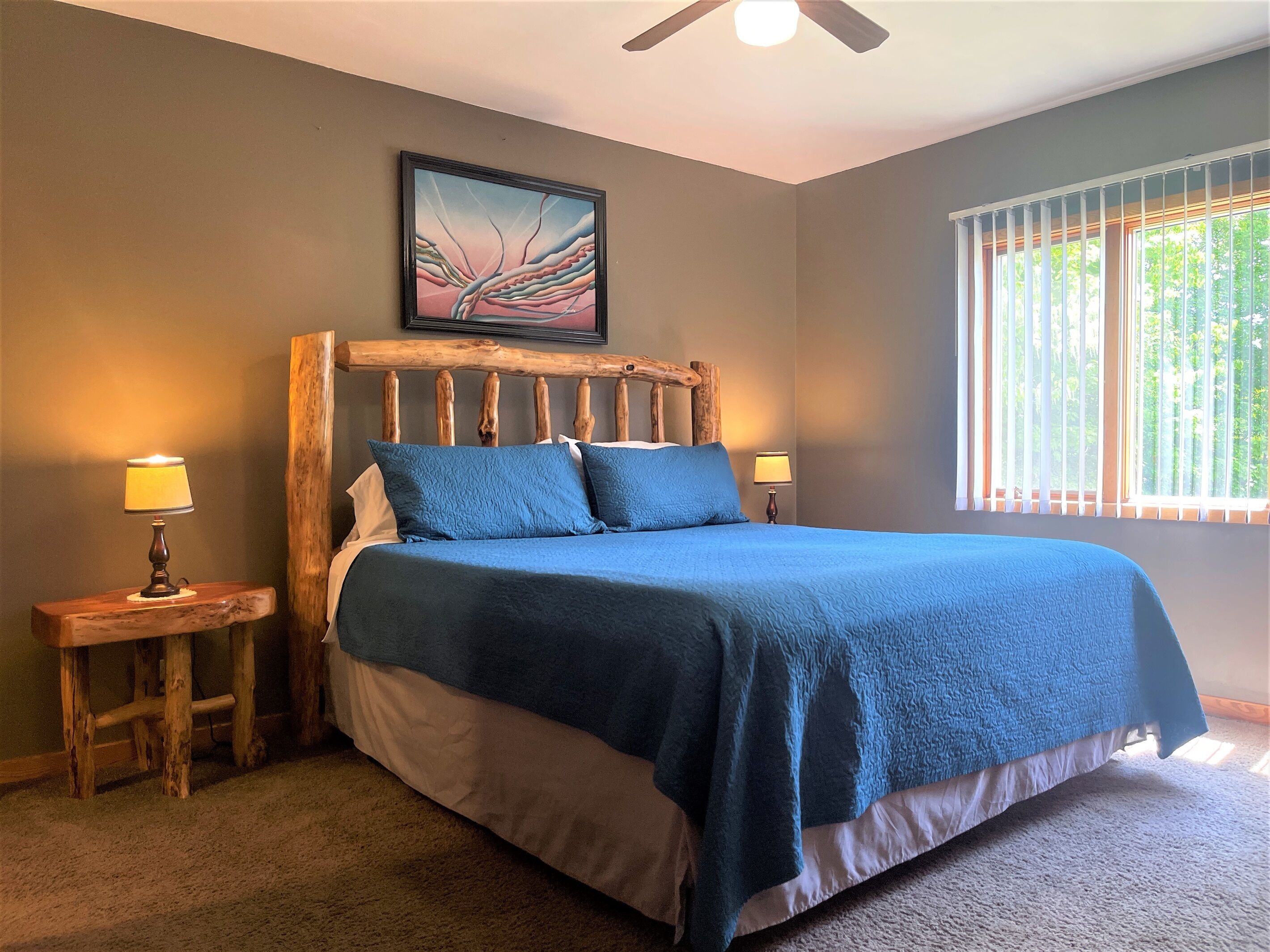 2 slaapkamers, een strijkplank/strijkijzer, gratis wifi, beddengoed