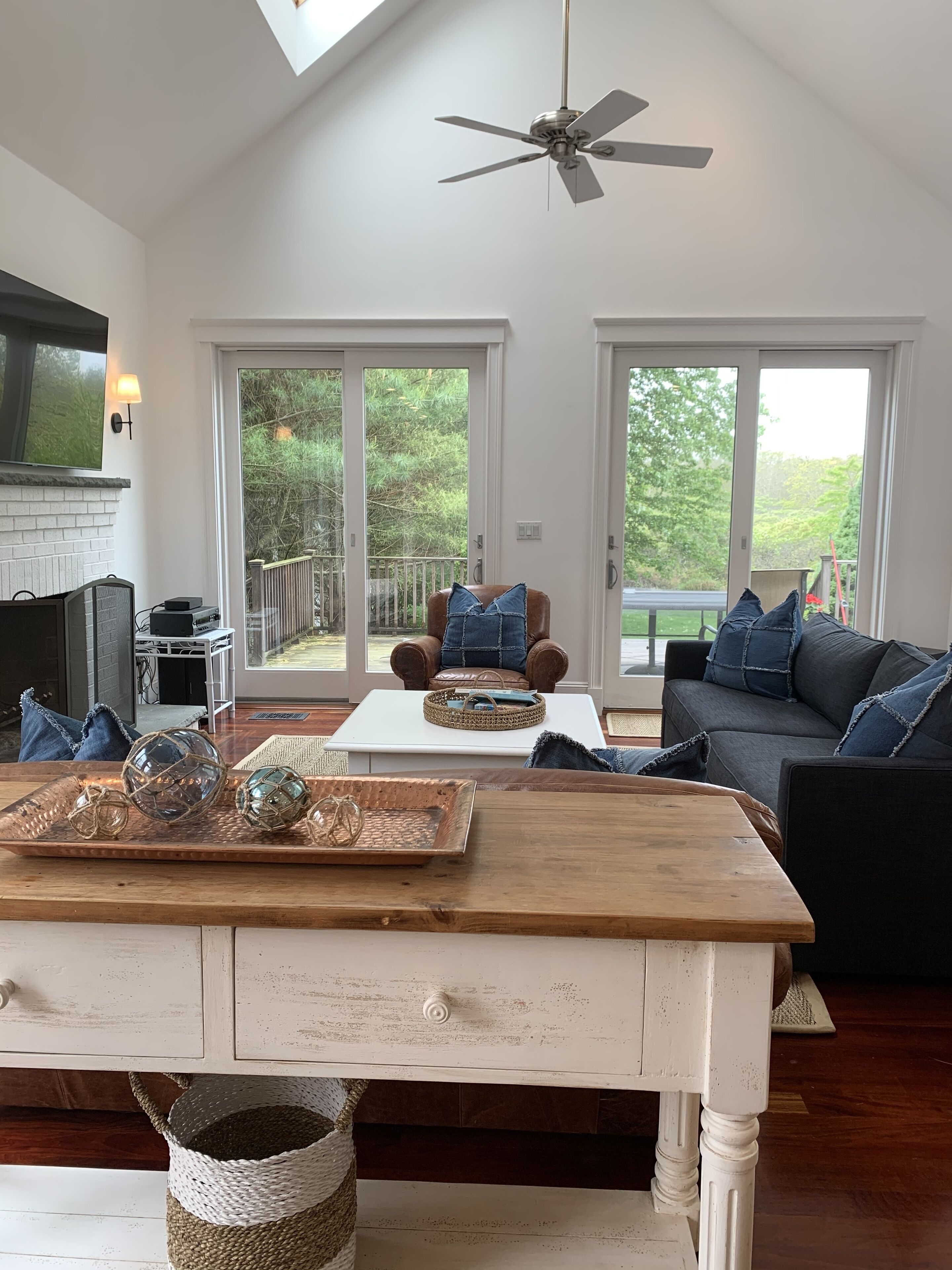 Edgartown Long Point Escape, Very Spacious Quite Private Location, Central A/C  