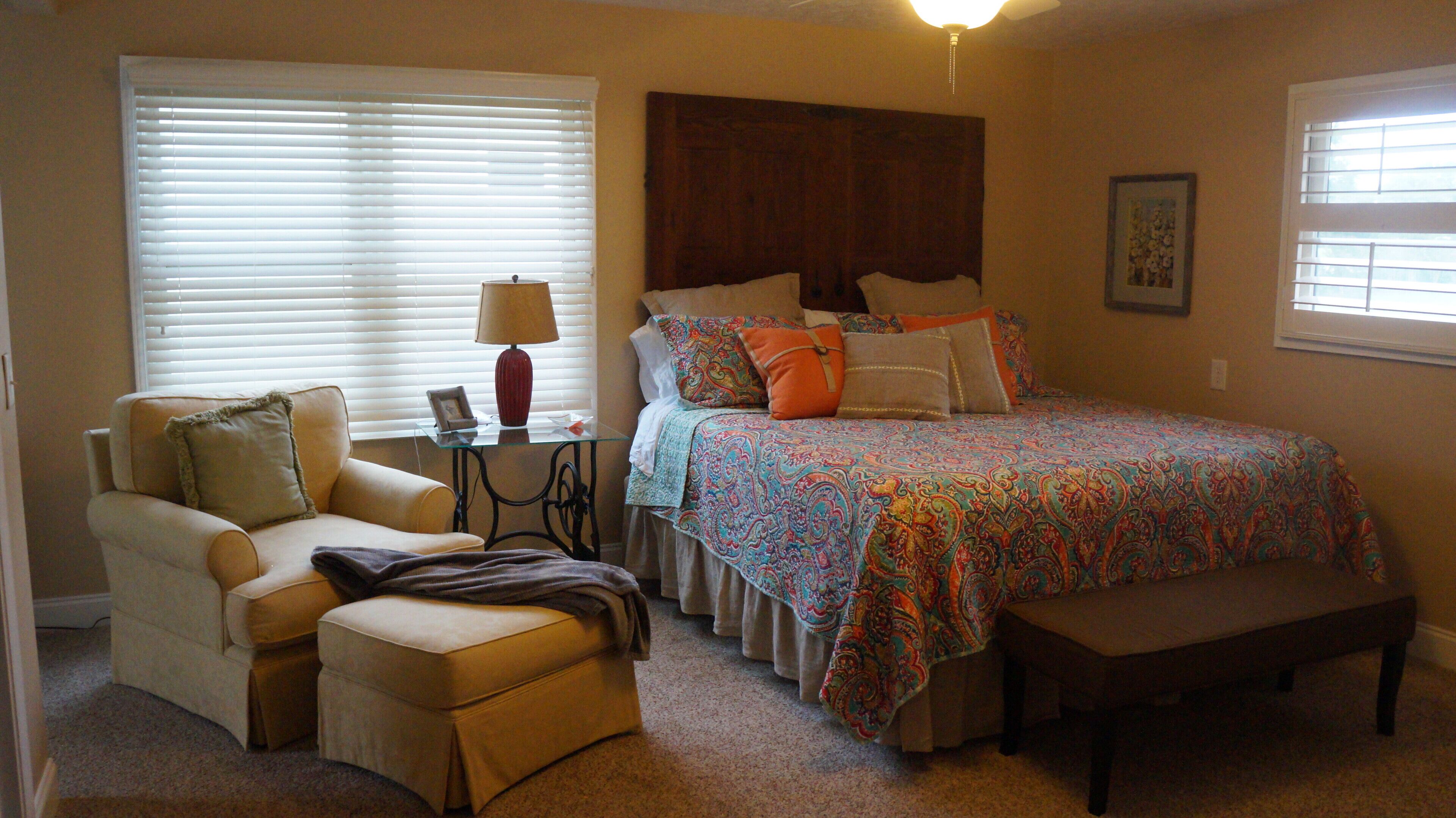 Lake Front Home!!! 4 Bedrooms/4 Bathrooms/Private Dock/deep Water/Thundervalley