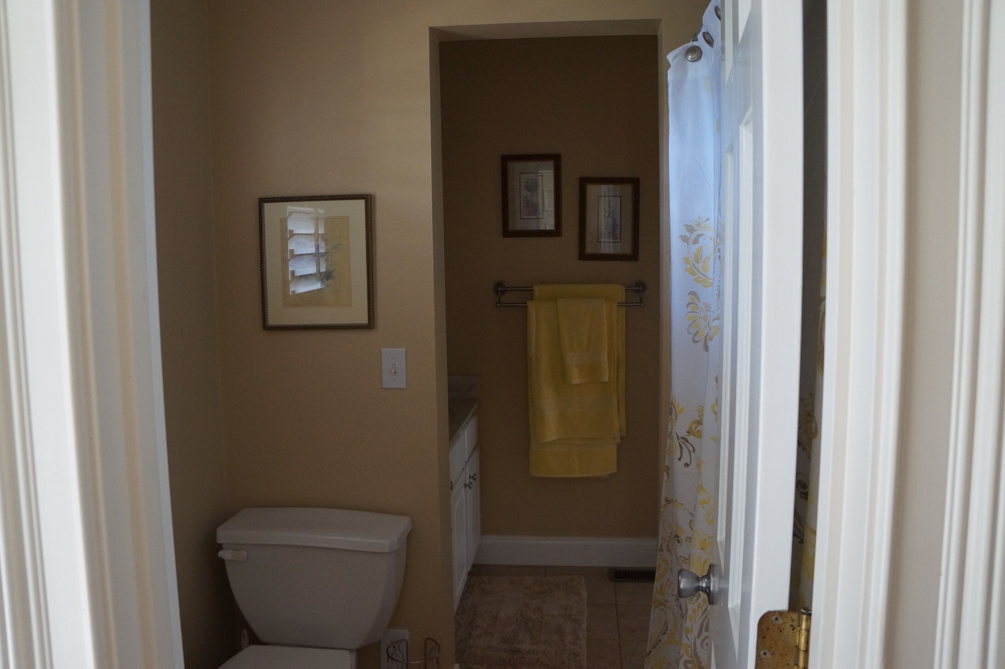 Lake Front Home!!! 4 Bedrooms/4 Bathrooms/Private Dock/deep Water/Thundervalley