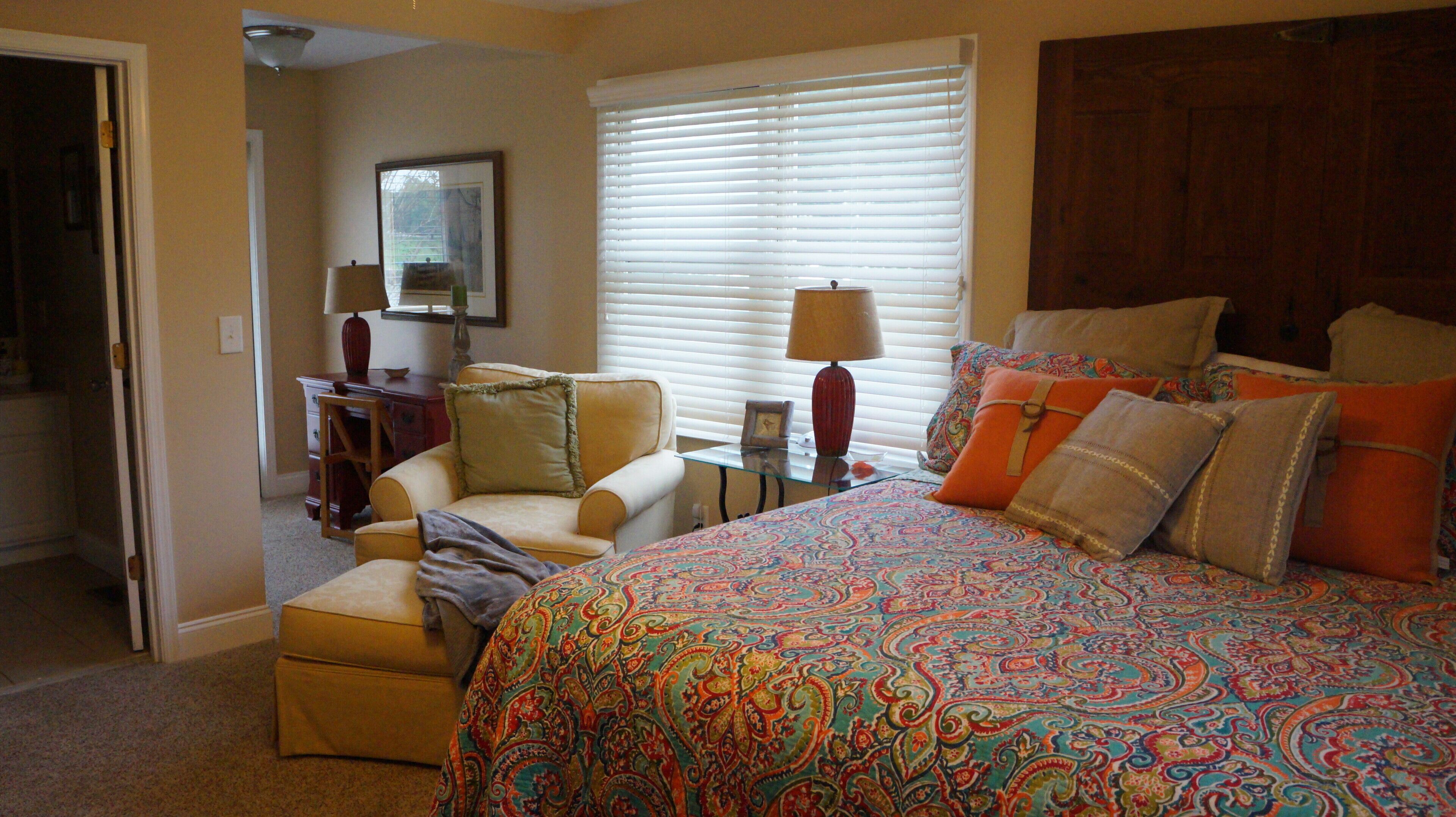 Lake Front Home!!! 4 Bedrooms/4 Bathrooms/Private Dock/deep Water/Thundervalley