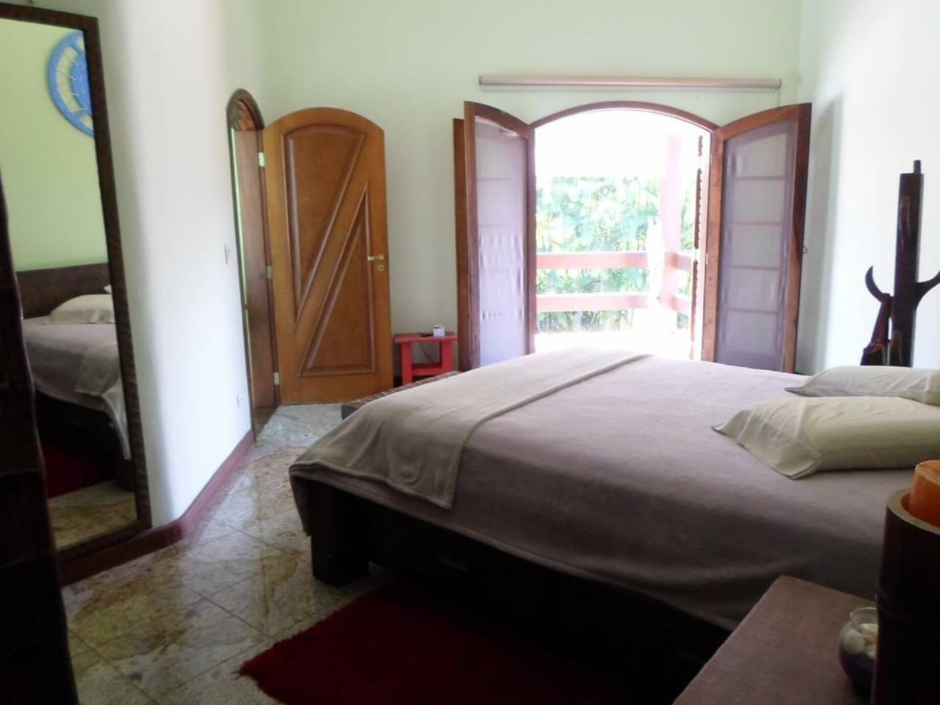 8 bedrooms, free WiFi