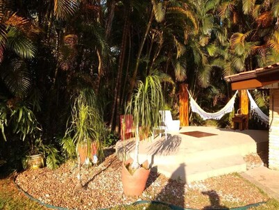 Linda casa para 25 personas, con piscina. Siente el aire del campo cerca del mar.