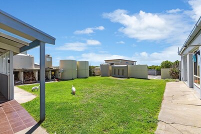 No Vew Coastal Accommodation - Close to beach - Free wifi - Big groups - Ducted