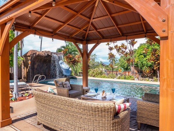 Piscine extérieure, piscine chauffée