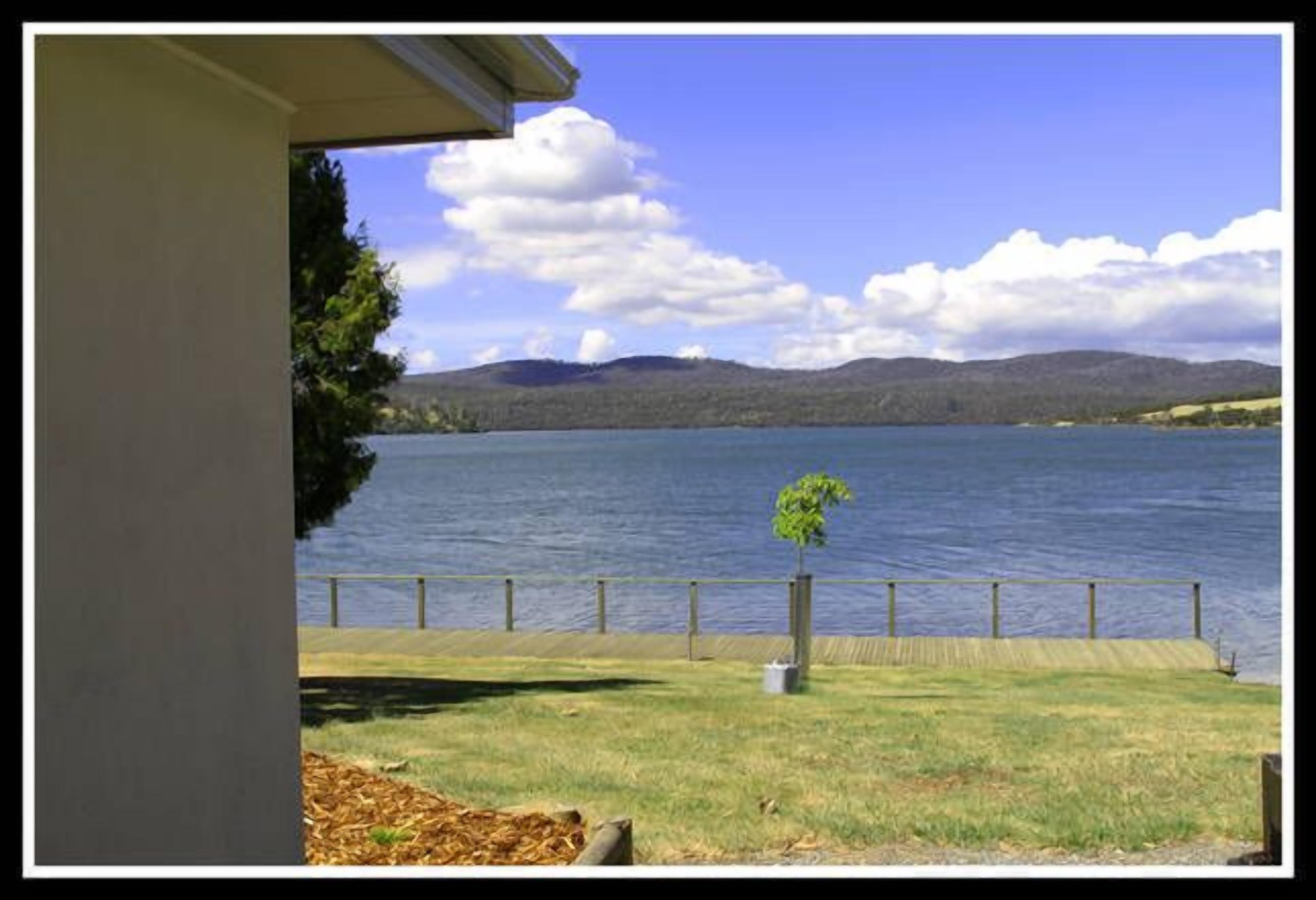 Tamar Boat House - Boutique Waterfront Property — image 3