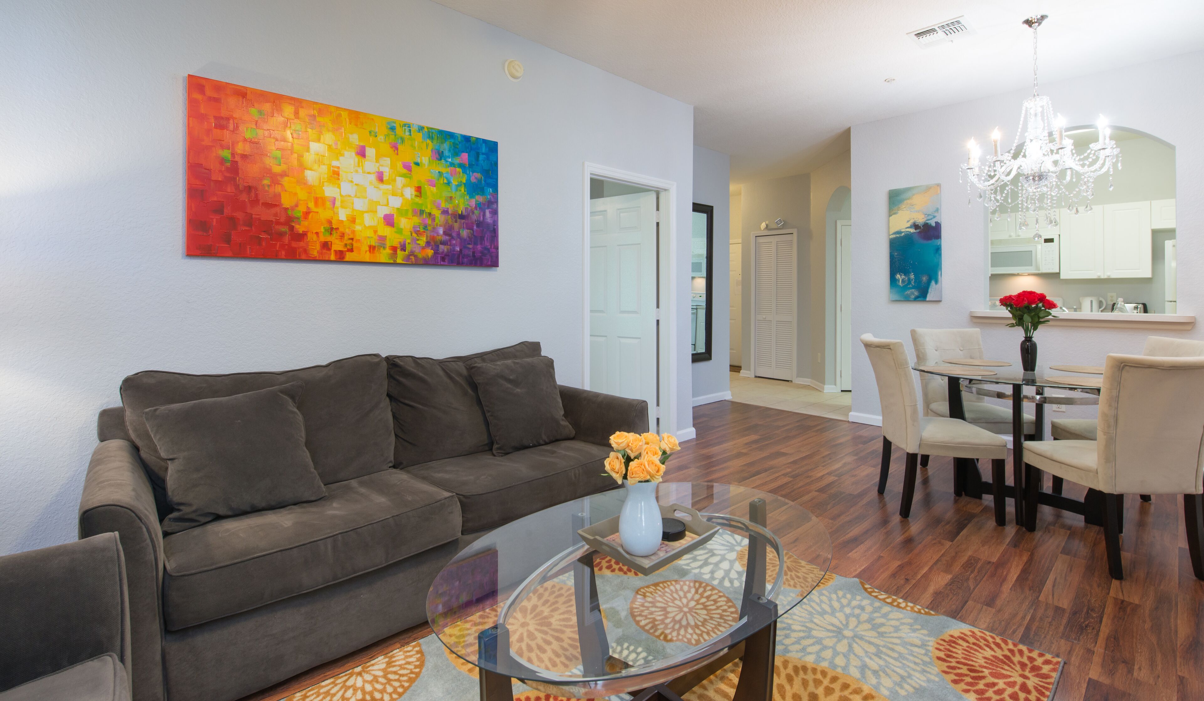 Modern Award Winning Newly Renovated, Gorgeous 2+2 Minutes Away From Disney